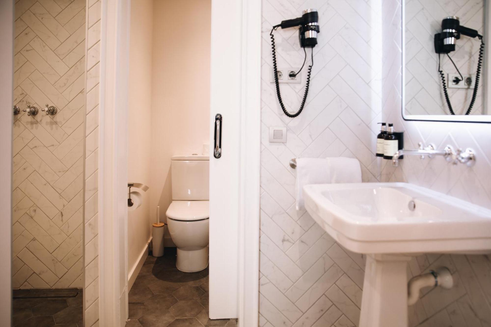 H La Paloma Boutique (Adults Only) Hotel Барселона Екстериор снимка